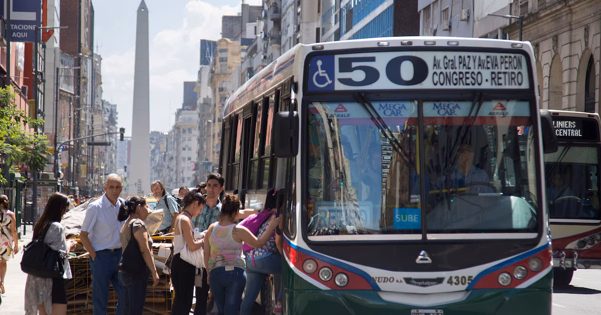 Aumentan colectivos, subtes y peajes en CABA: cuánto costará el boleto mínimo a partir de octubre