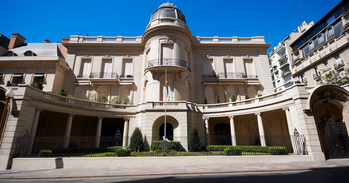 El búnker del Papa en Buenos Aires: la Nunciatura donde León XIV tendrá sus reuniones fuera de agenda