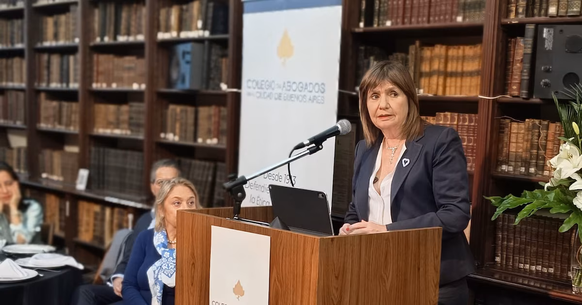 Bullrich confirmó que el Senado tratará el jueves la reforma de la Carta Orgánica del Banco Central
