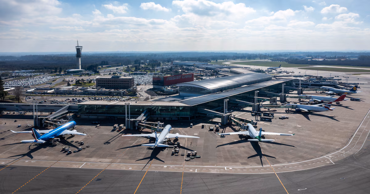 Red aeroportuaria argentina: el sector aporta unos USD 5.200 millones por año a la economía local