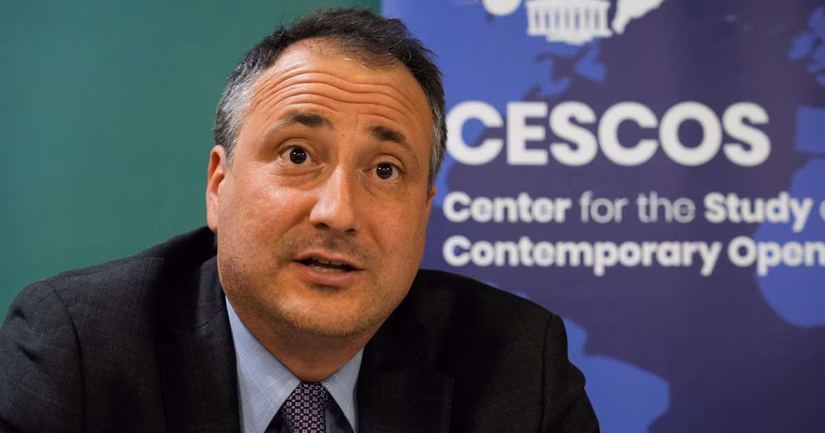 Benjamin Gedan, investigador del Centro Stimson: “Para actuar como mediador por las Malvinas, Trump debe convencer a ambas partes de que es neutral”