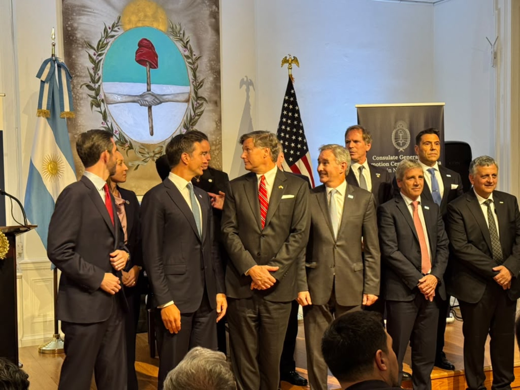Argentina accede a un paquete multimillonario de financiamiento de EE.UU. para infraestructura y minerales críticos