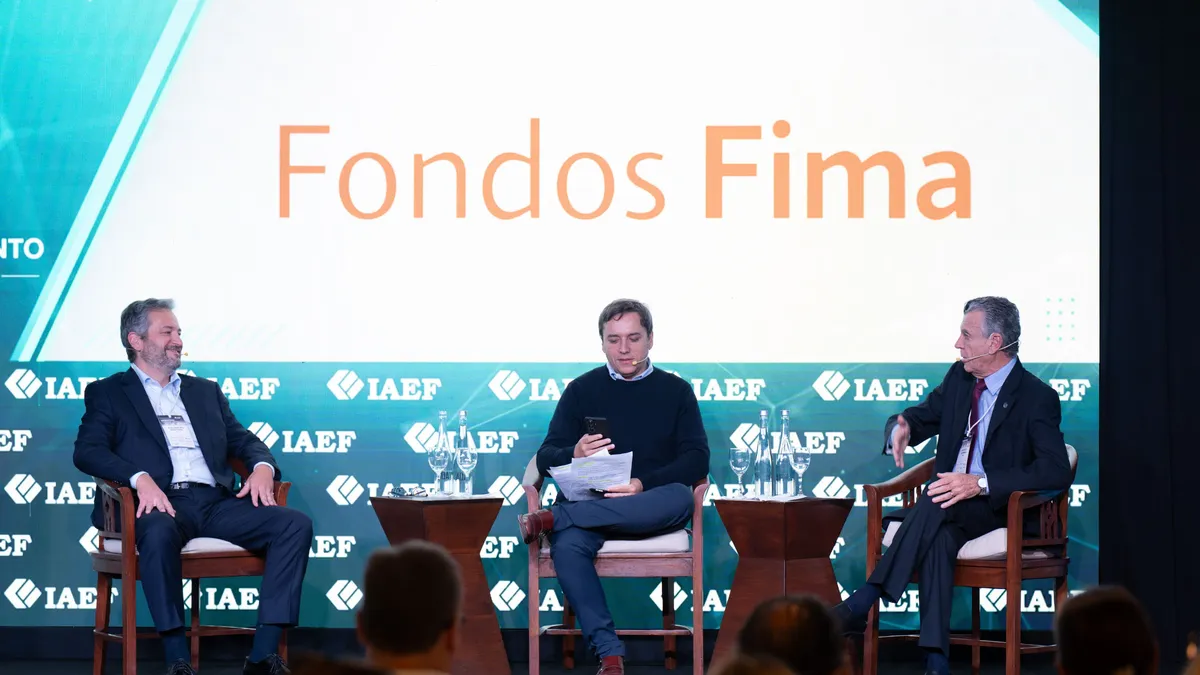 Clima empresarial: CEOs resaltan la estabilización, miran el presente con cautela y son optimistas a futuro