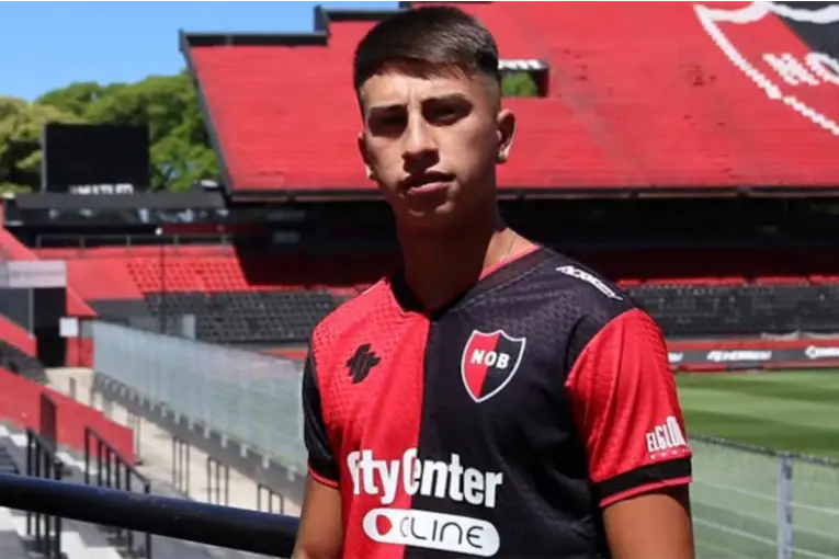 Detuvieron a un jugador de Newell’s con un arma 9 milímetros en Rosario