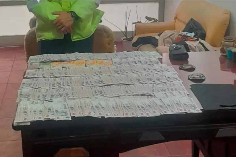 Detuvieron a un hombre y una mujer en el Túnel Subfluvial por una causa de robo y secuestraron más de $2 millones