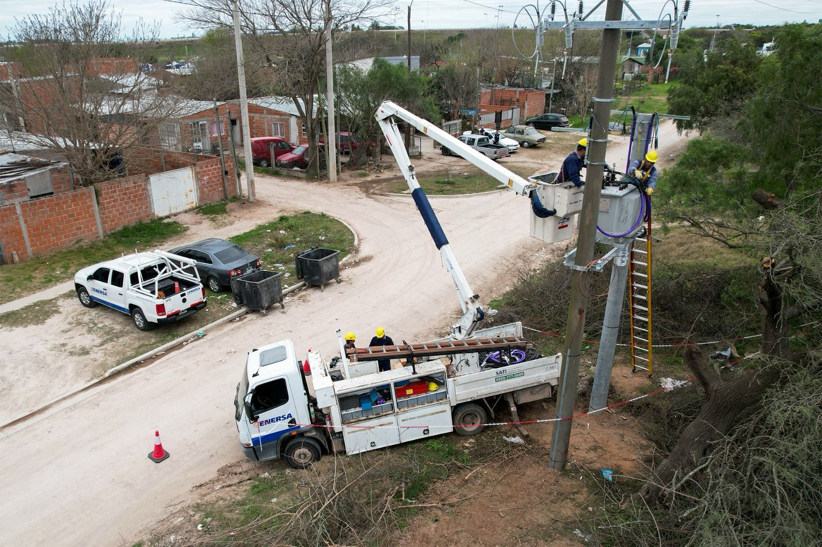 El gobierno provincial y Enersa avanzan con la inclusión de clientes en barrio San José