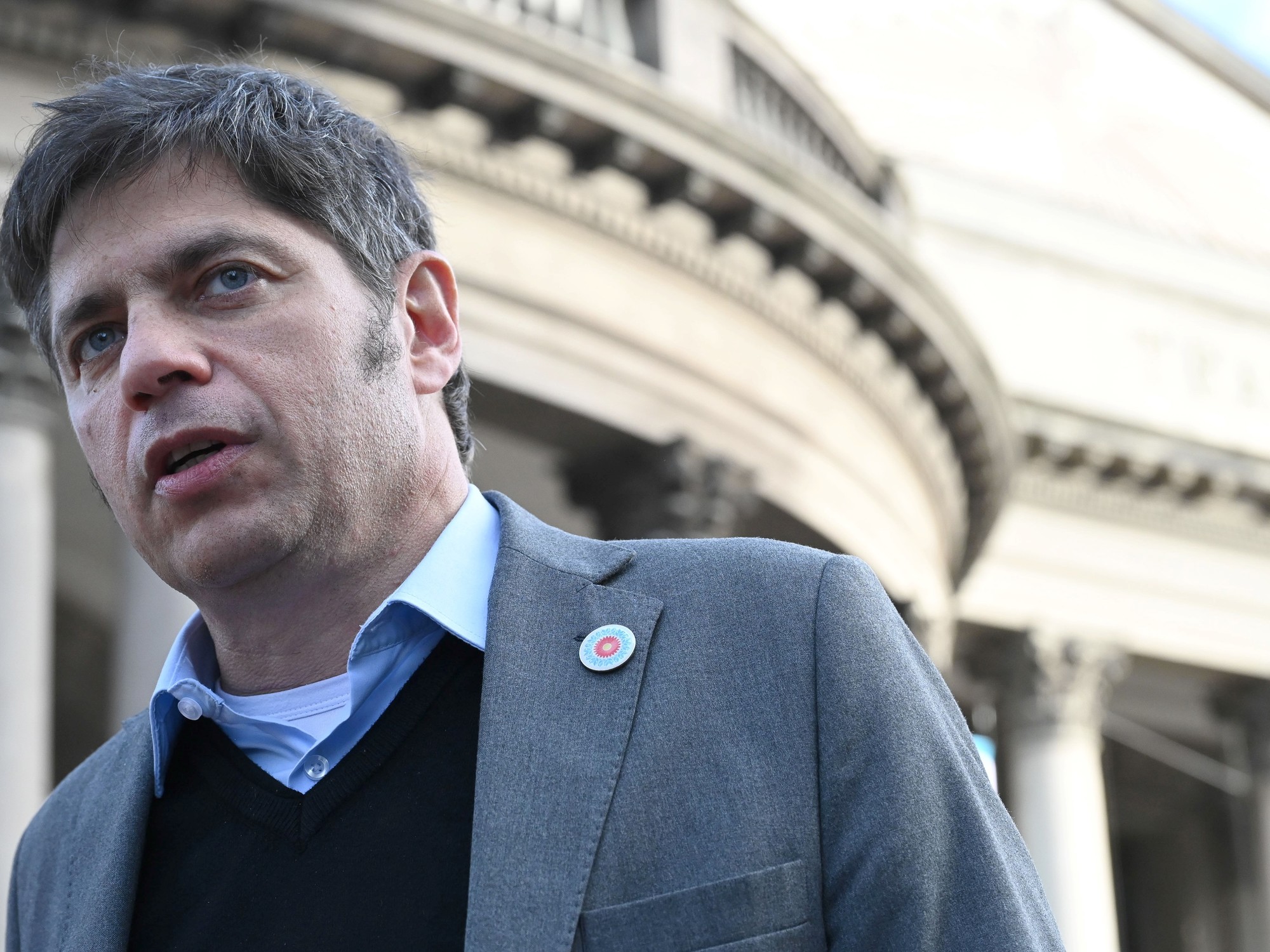 Kicillof va a Misiones para diferenciarse de Milei y prepara una demostración de fuerza interna