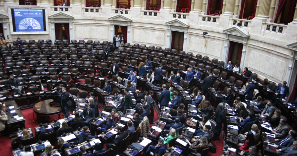 En Diputados Quiénes son los gobernadores aliados que ayudaron a frenar la sesión contra el DNU 70