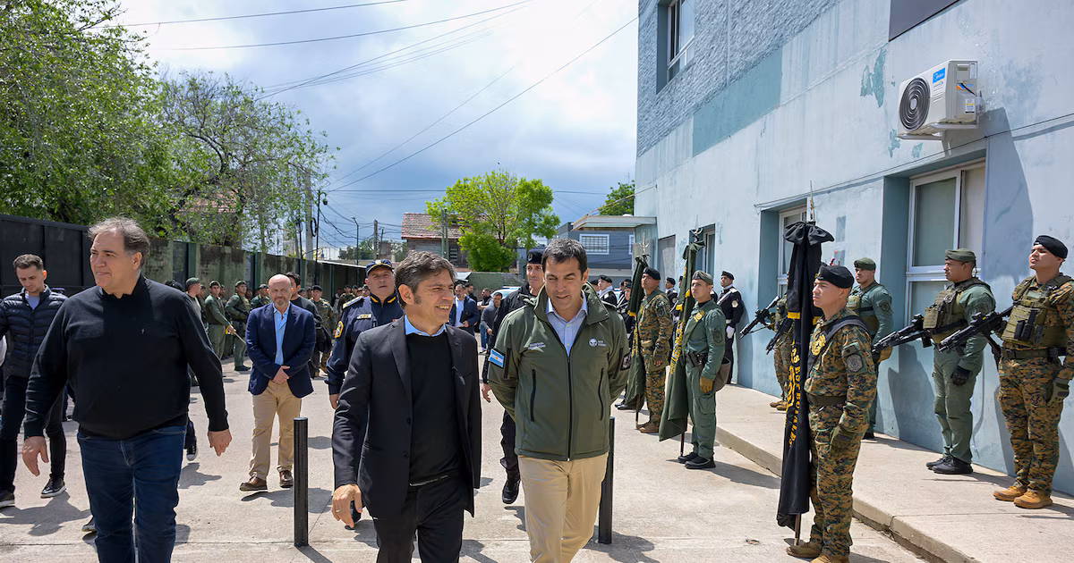 Kicillof sale contener y mostrar coordinación en medio del pedido por las policías municipales