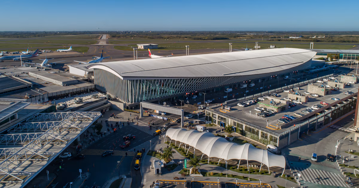 Ezeiza operará con restricciones durante 18 días: qué pasará con los vuelos y qué deben saber los pasajeros