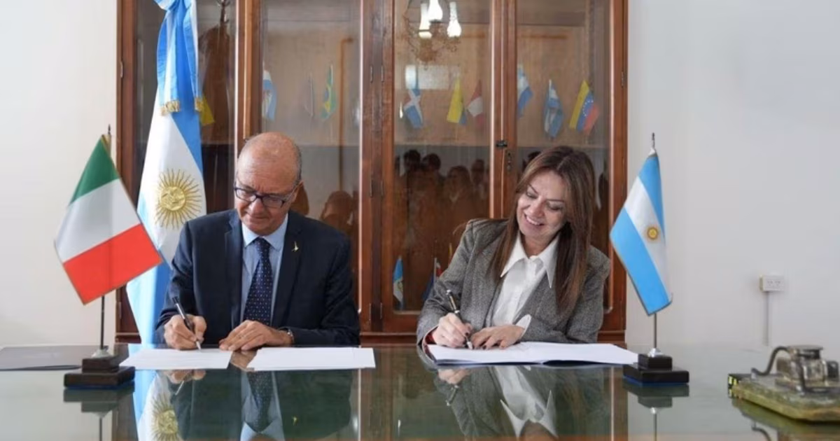 Argentina importará un modelo educativo italiano que combina estudio y trabajo: las primeras tecnicaturas comenzarán en 2027