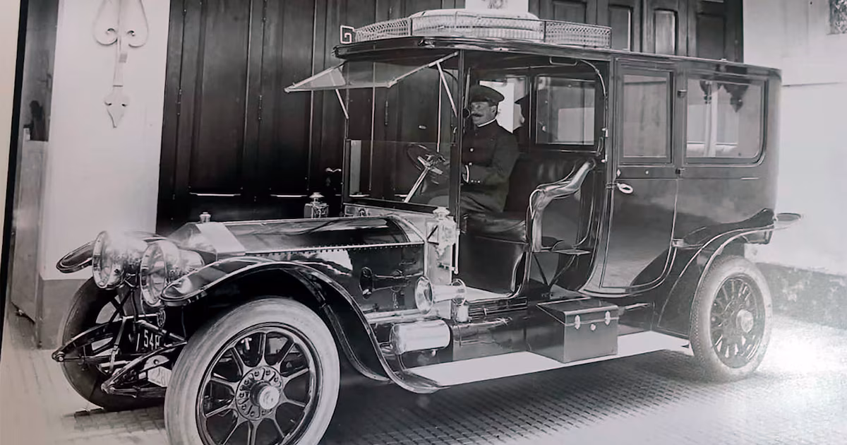 Viajó un año por Europa y sobrevivió al Titanic: la historia del Rolls-Royce que todavía conserva la familia Pereyra Iraola