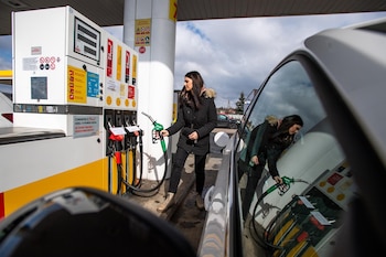 La venta de combustibles subió tras siete meses en rojo, pero la nafta todavía no da señales de recuperación