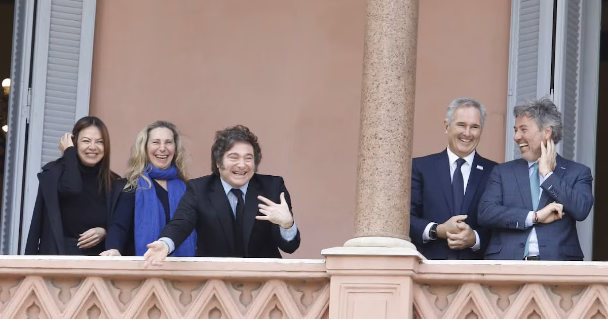 La confianza en el Gobierno subió tras la caída en septiembre, según un estudio de la Universidad Di Tella