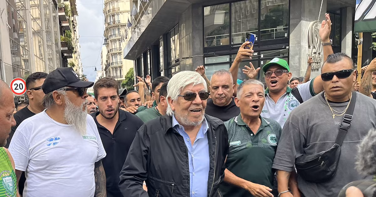 El Gobierno homologó la paritaria del Sindicato de Camioneros: qué obligaciones adicionales se incluyeron en el acuerdo