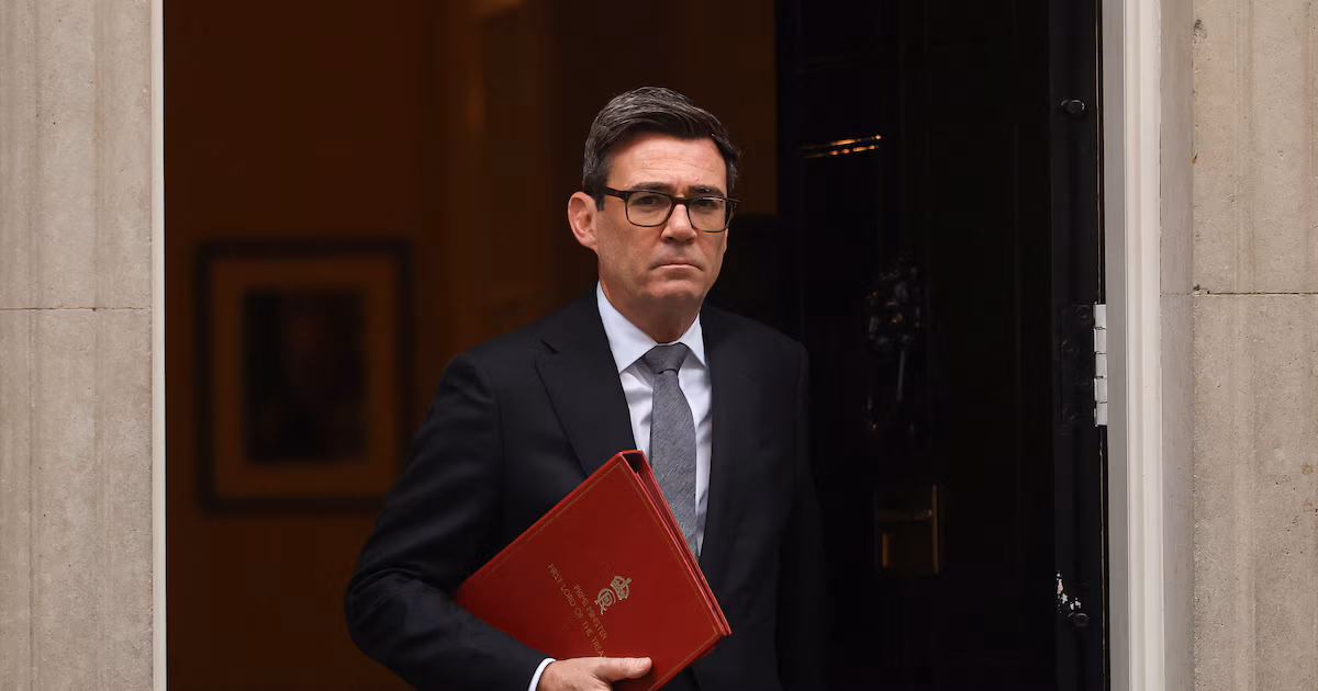 El primer ministro del Reino Unido ratificó ante el Parlamento las “más firmes medidas” para defender la soberanía británica sobre las Malvinas