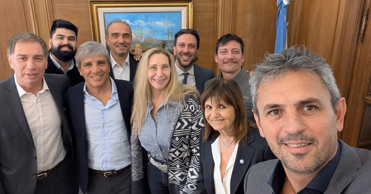 La suba del Riesgo País profundiza la interna del Gobierno y crece la presión para suspender las PASO