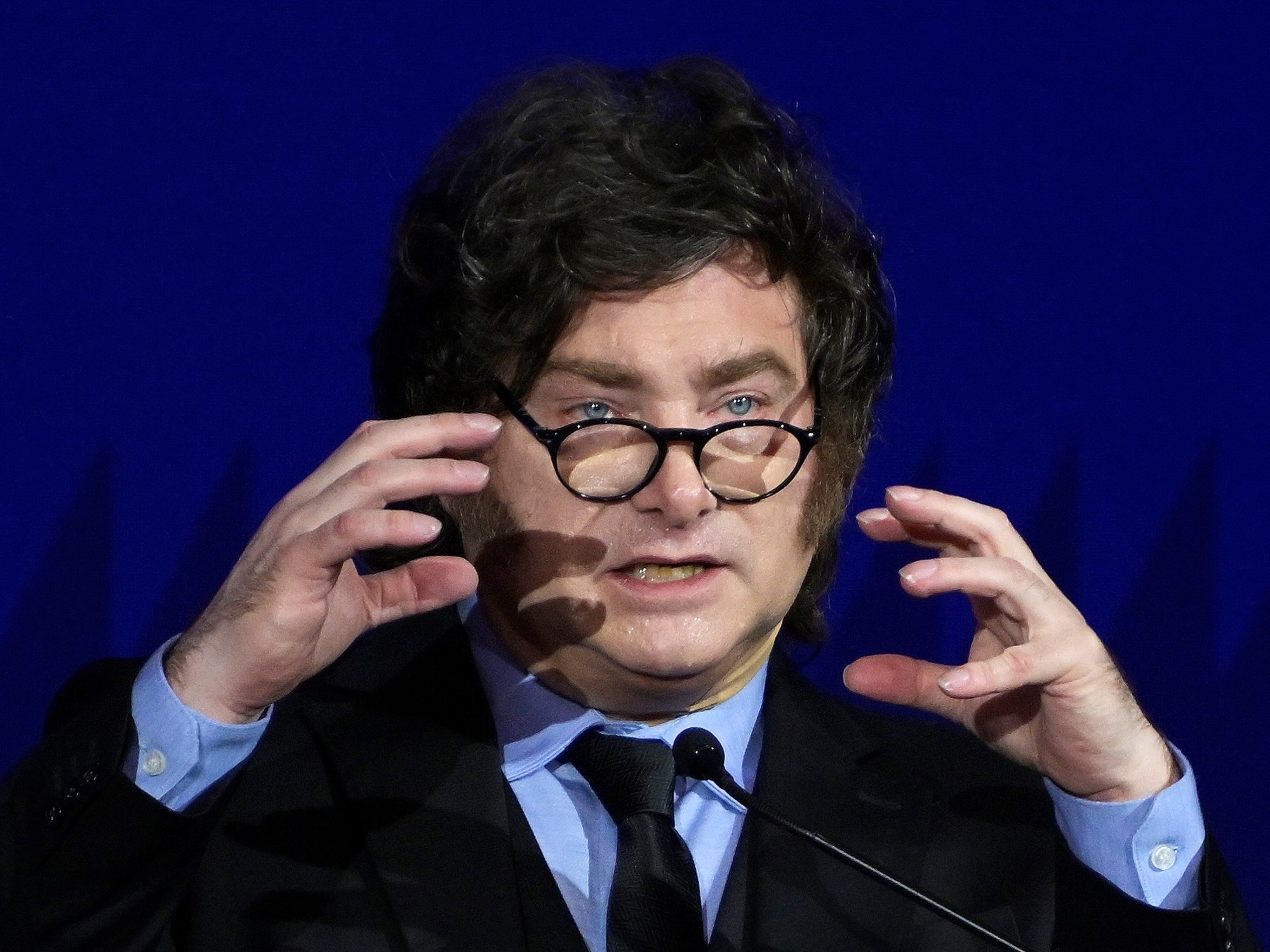 El objetivo más urgente del Gobierno y las maniobras de Javier Milei para evitar el fantasma del lunes negro