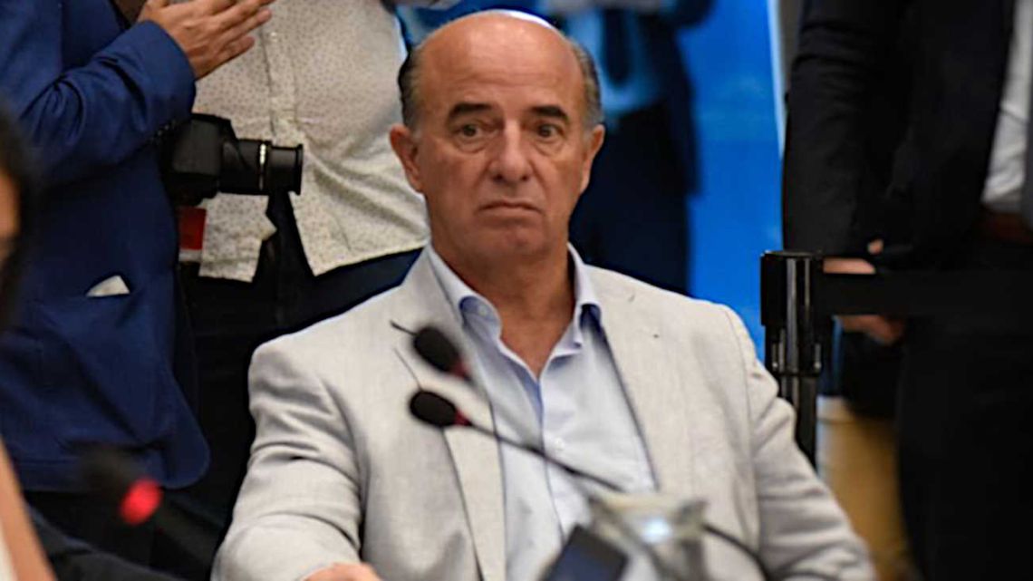 Un diputado libertario defendió la visita a represores, hizo estallar al kirchnerismo y reavivó una bomba parlamentaria