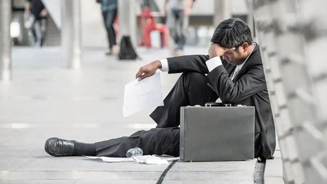 El desempleo, espejo de una economía a dos velocidades: mientras Rosario supera el 11%, Neuquén se acerca al pleno empleo