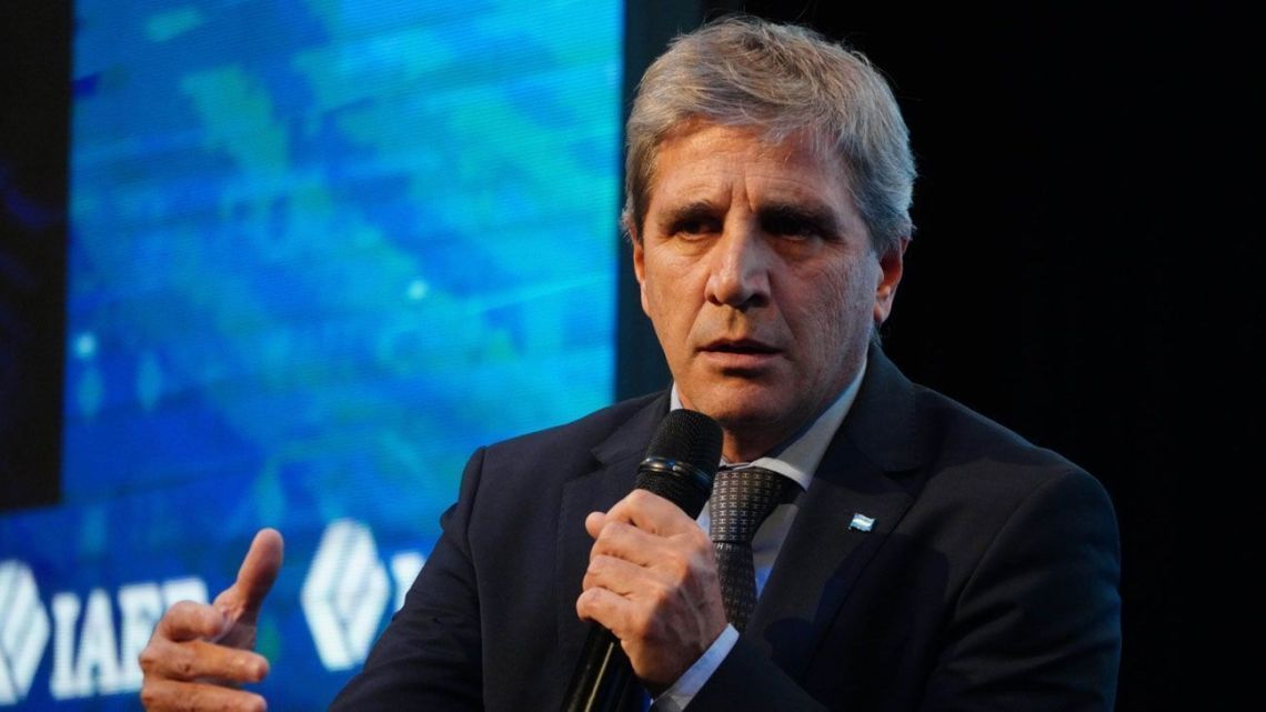 Luis Caputo confirmó la remodelación de rutas nacionales