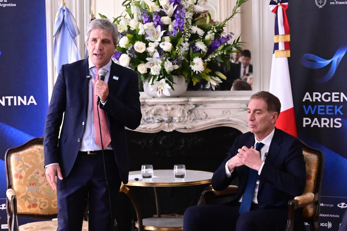 ¿Ahora o más tarde? En línea con Caputo, Santilli acelera reuniones con los gobernadores, pero los Menem frenan el ritmo