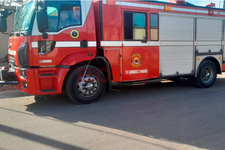 Un incendio en Paraná dejó a un hombre de 94 años en estado delicado por inhalación de humo
