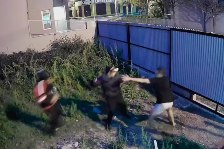 Violento intento de asalto a un abogado entrerriano: lo atacaron con un cuchillo y una piedra