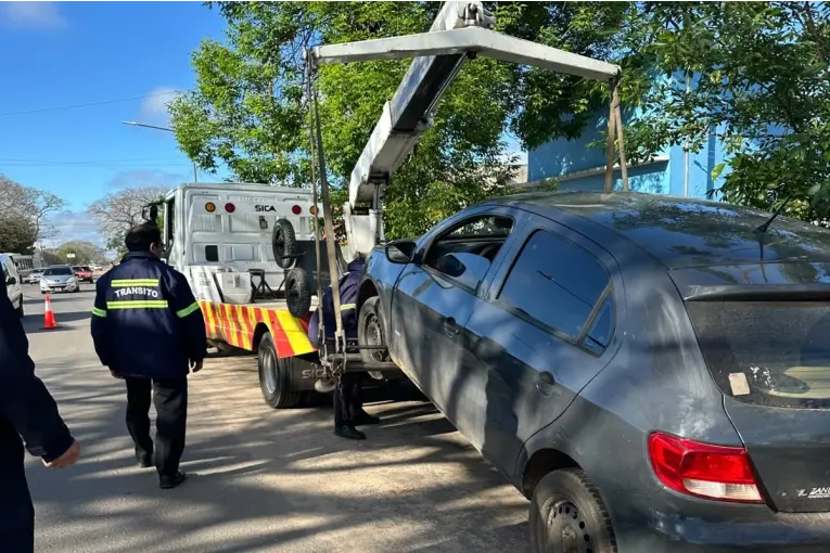 Concordia: manejaba haciendo maniobras peligrosas, estacionó a contramano y dio positivo en alcoholemia