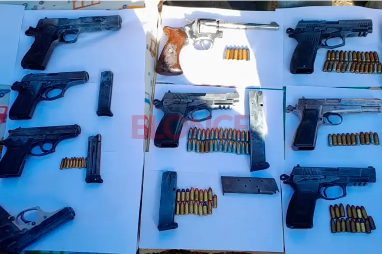 Tiroteo en barrio Macarone: secuestraron 11 armas “de guerra” tras persecución y allanamientos