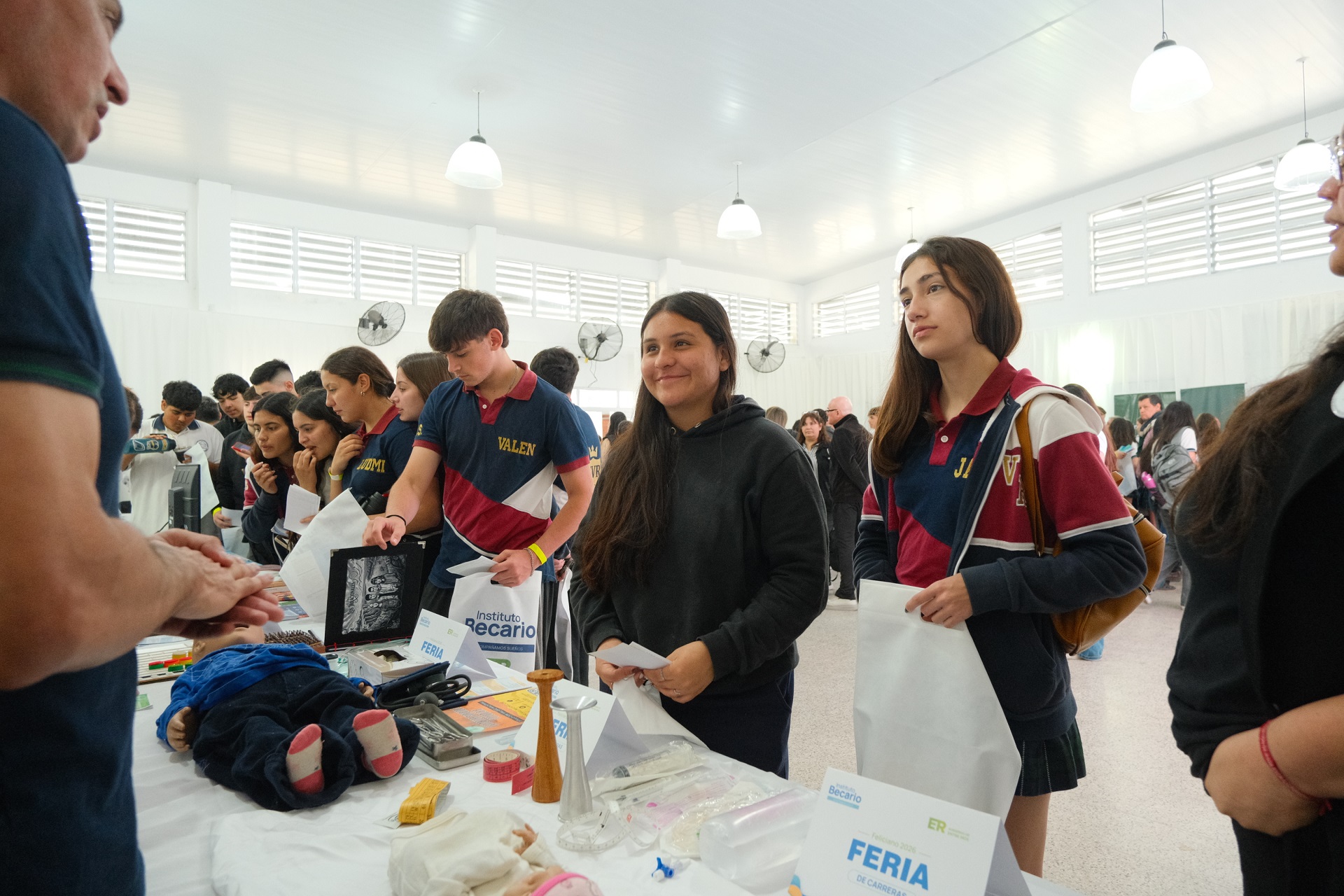 El Instituto Becario realizó la Feria de Carreras Regional en Feliciano